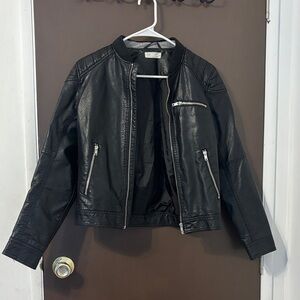 H&M Black Faux Leather Moto Jacket – Classic Chic Staple